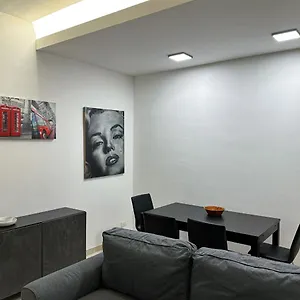 Modern Cenisio - Self Check-in & Parking Appartamento Milano